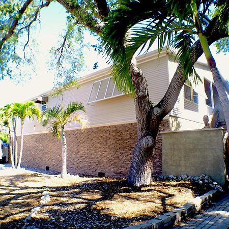 Siesta Key Waterfront Home Exterior photo