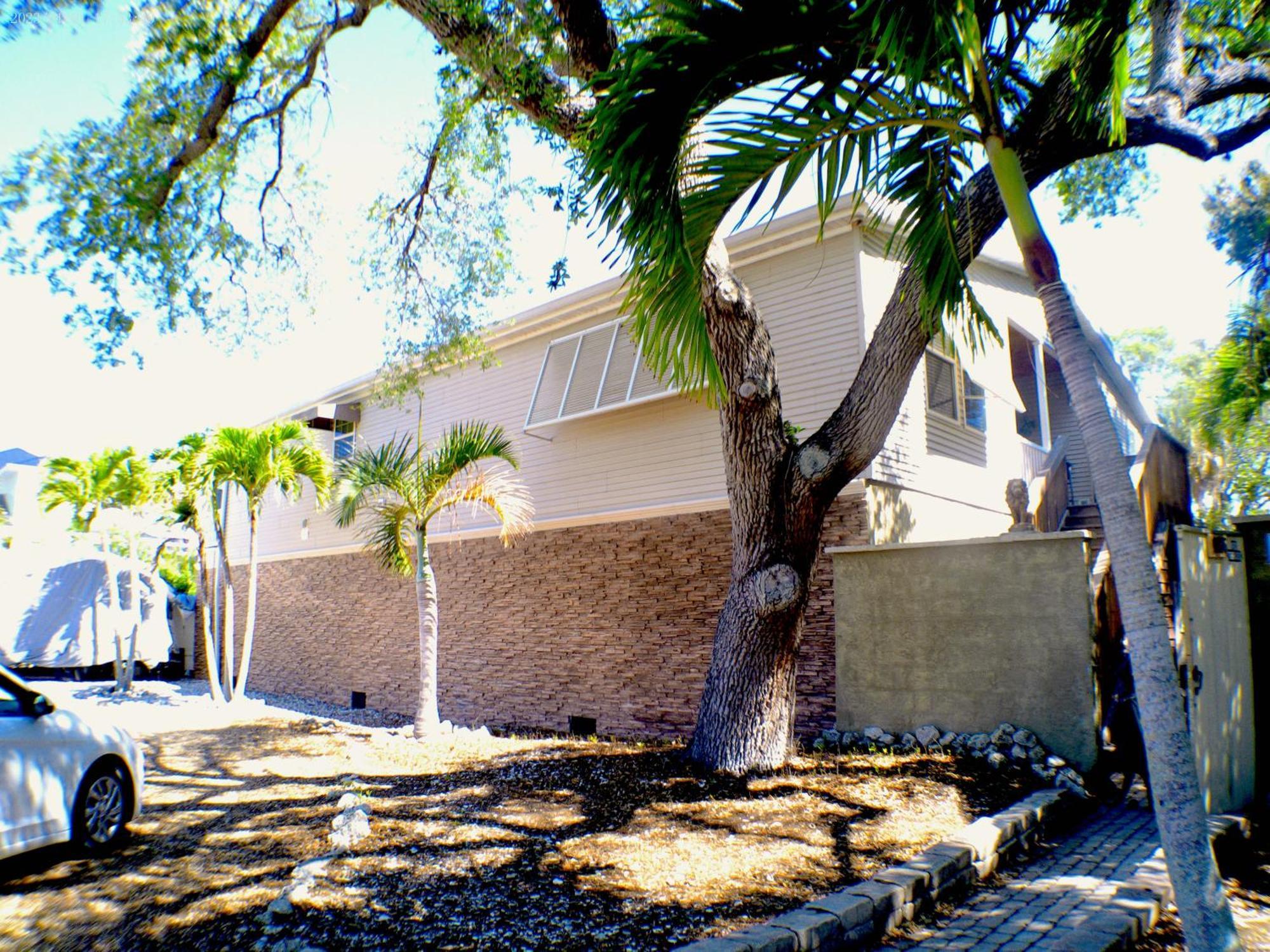 Siesta Key Waterfront Home Exterior photo